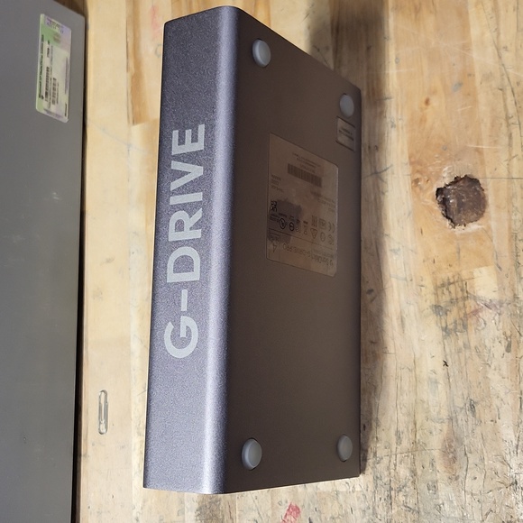 SanDisk G-drive PRO 4TB - Picture 4 of 8